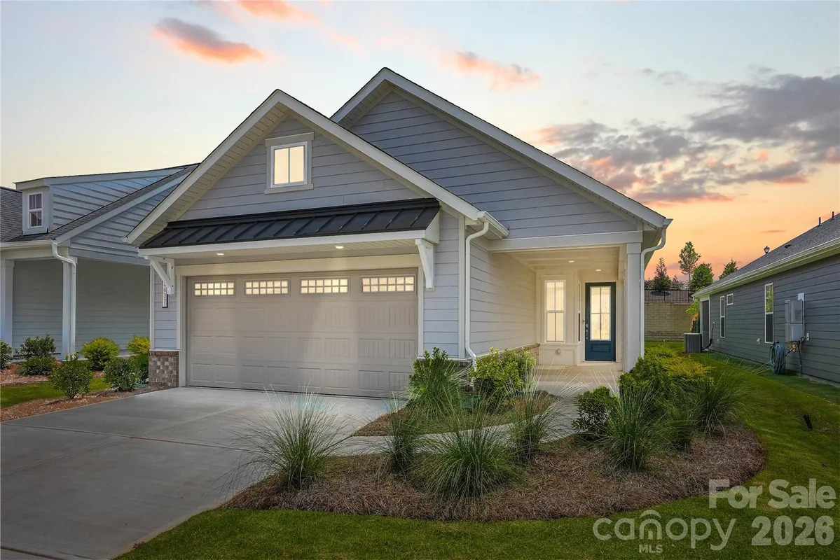 Property Slideshow image 1 of 17 | 2637 headwind ct, Belmont, NC, 28012