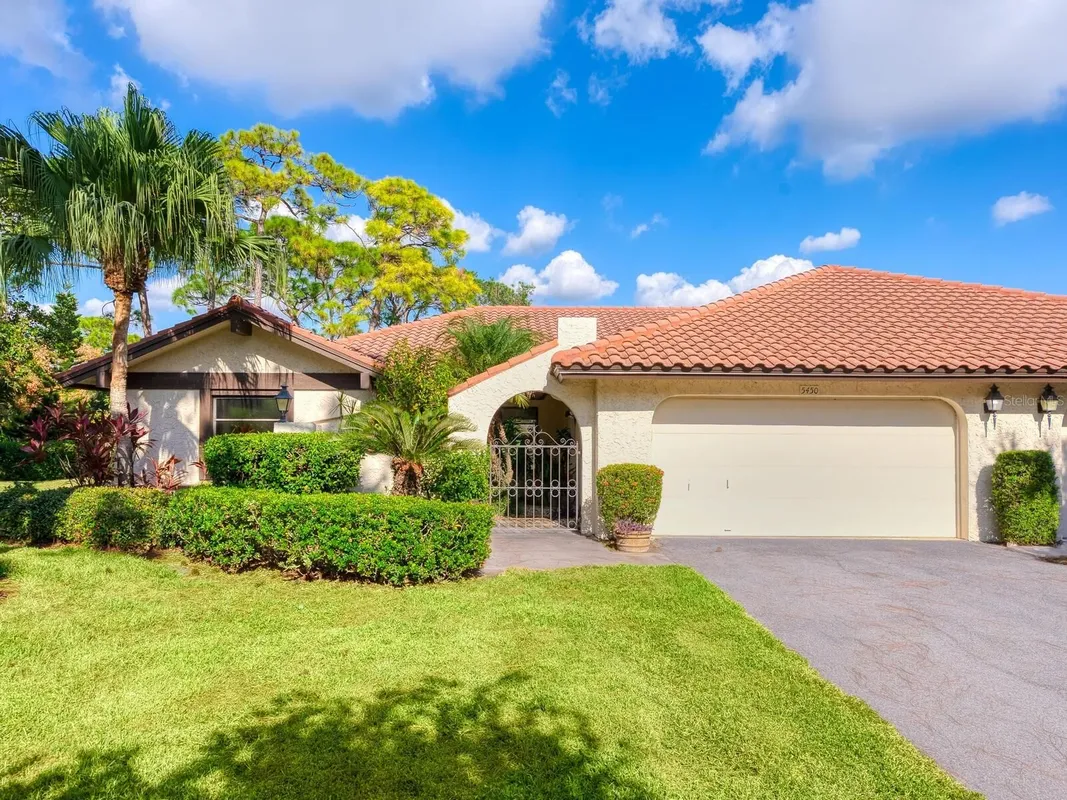 Property Slideshow image 1 of 53 | 5450 golf pointe dr, Sarasota, FL, 34243