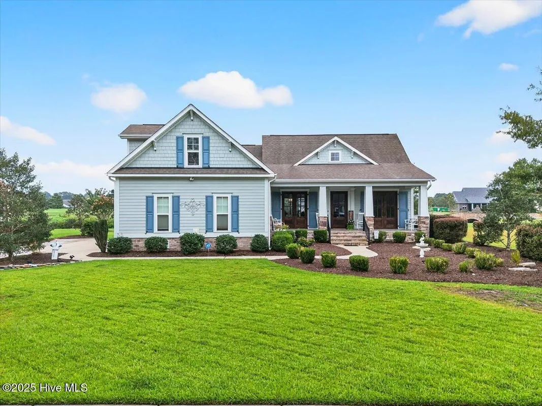Property Slideshow image 1 of 53 | 395 canoe ct, Calabash, NC, 28467