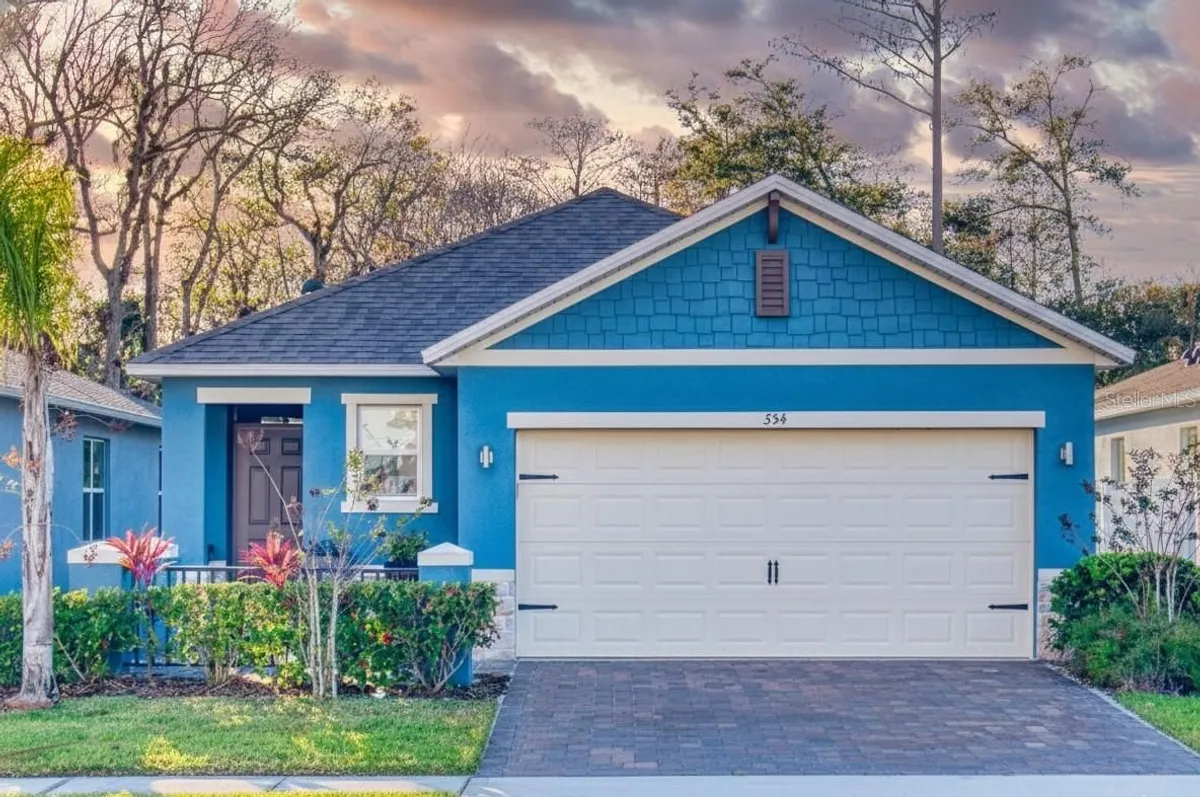 Property Slideshow image 1 of 29 | 354 caryota ct, New Smyrna Beach, FL, 32168