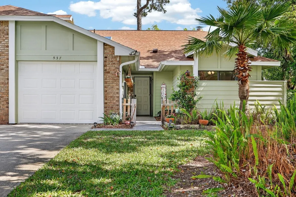 Property Slideshow image 1 of 52 | 537 brown pelican dr, Daytona Beach, FL, 32119