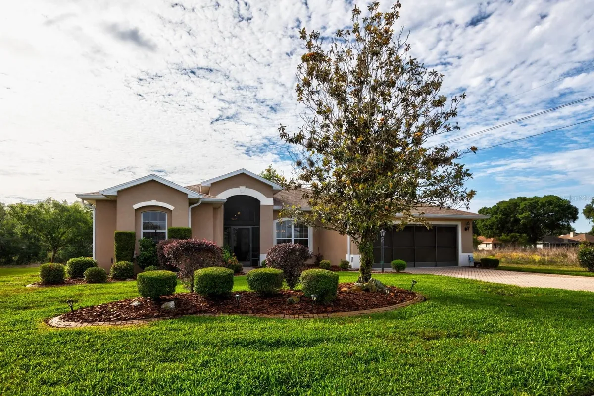 Property Slideshow image 1 of 29 | 5739 illumination ln, Leesburg, FL, 34748