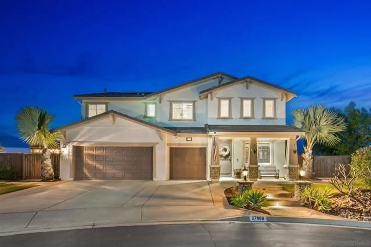 Property Slideshow image 1 of 71 | 27869 dogwood gln, Escondido, CA, 92026