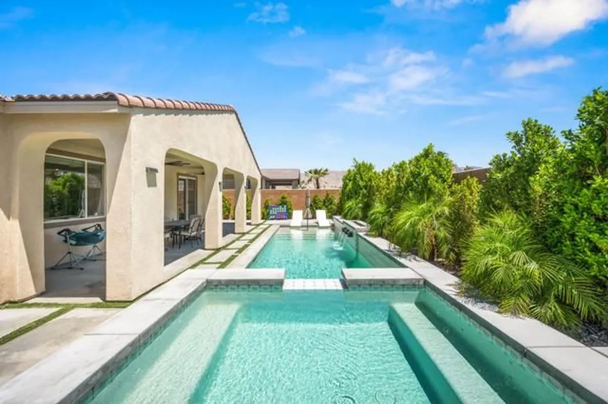 Property Slideshow image 1 of 48 | 40166 vivaldi ct, Indio, CA, 92203
