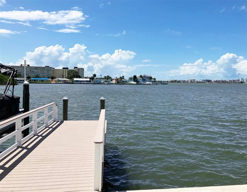 Property Slideshow image 1 of 17 | 628 boca ciega point blvd s, Saint Petersburg, FL, 33708