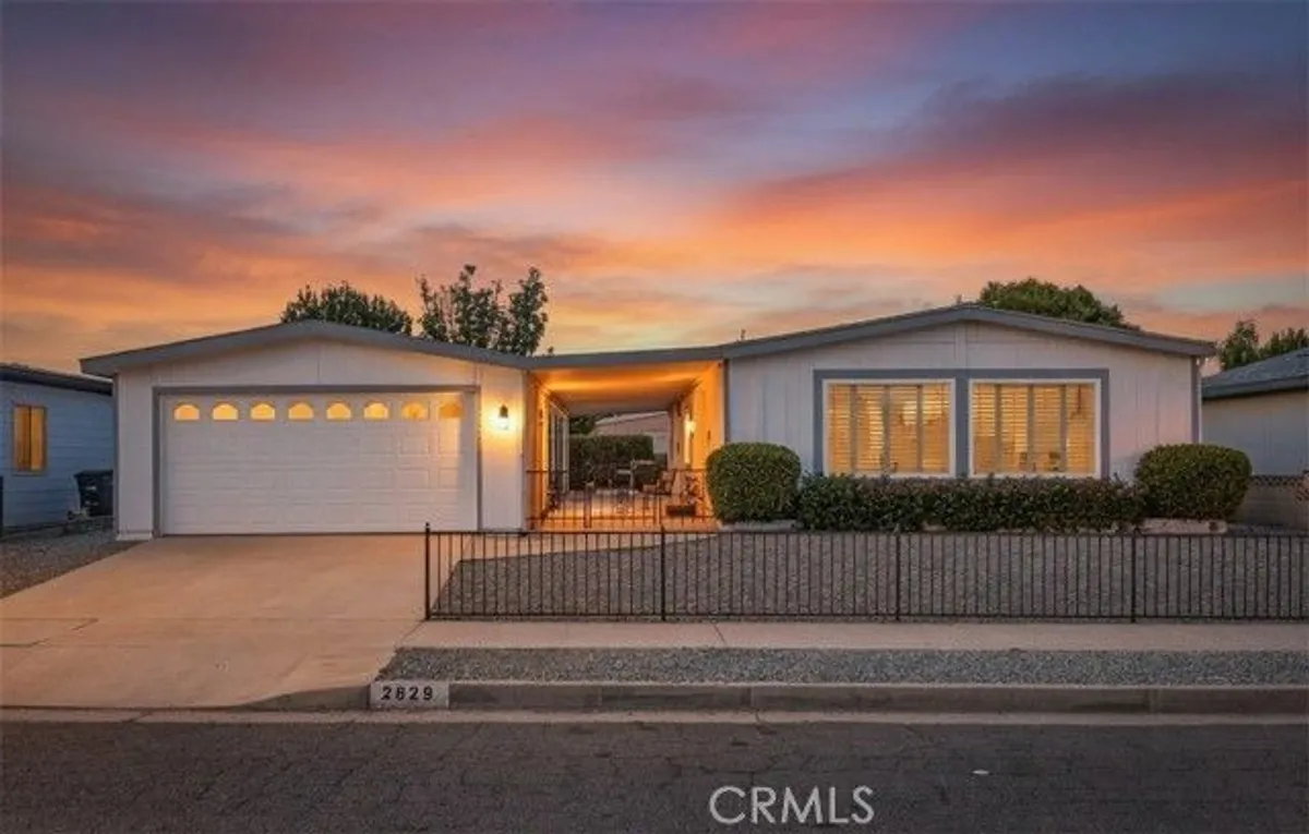 Property Slideshow image 1 of 39 | 2829 chamise way, Hemet, CA, 92545