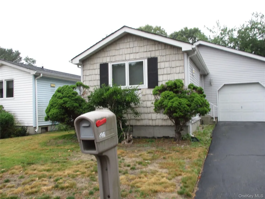 Property Slideshow image 1 of 17 | 5131 village cir, Brookhaven, NY, 11949