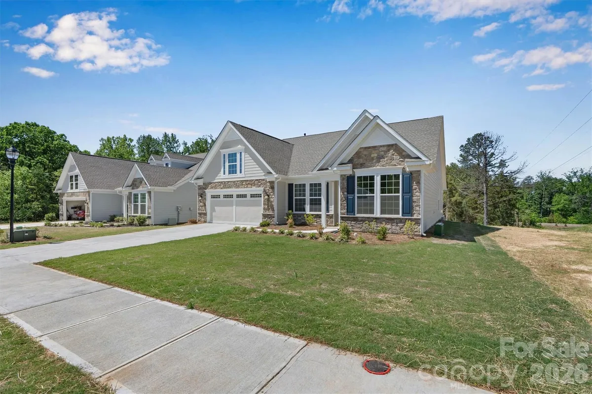 Property Slideshow image 1 of 43 | 13320 cozy ct, Charlotte, NC, 28215