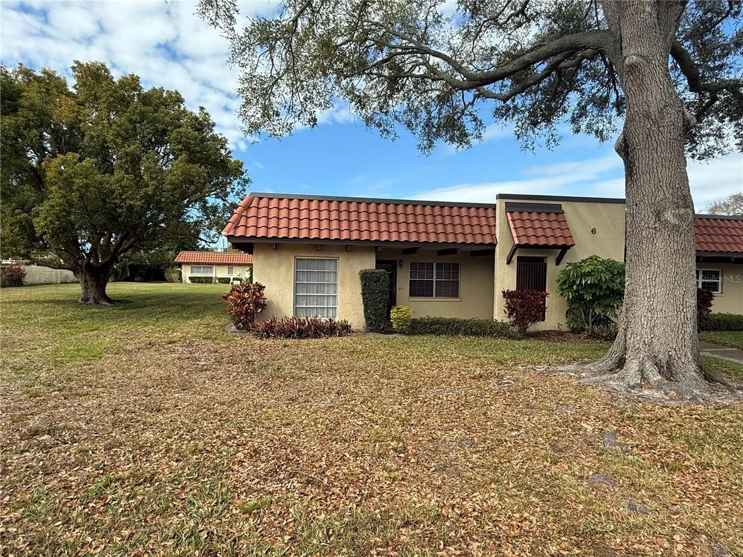 Property Slideshow image 1 of 23 | 1701 pinehurst rd 6a, Dunedin, FL, 34698