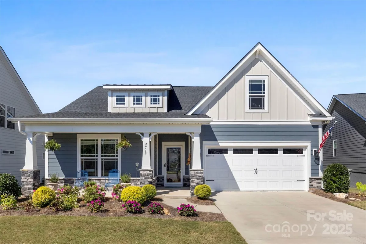 Property Slideshow image 1 of 31 | 5743 notch peak ave, Fort Mill, SC, 29707