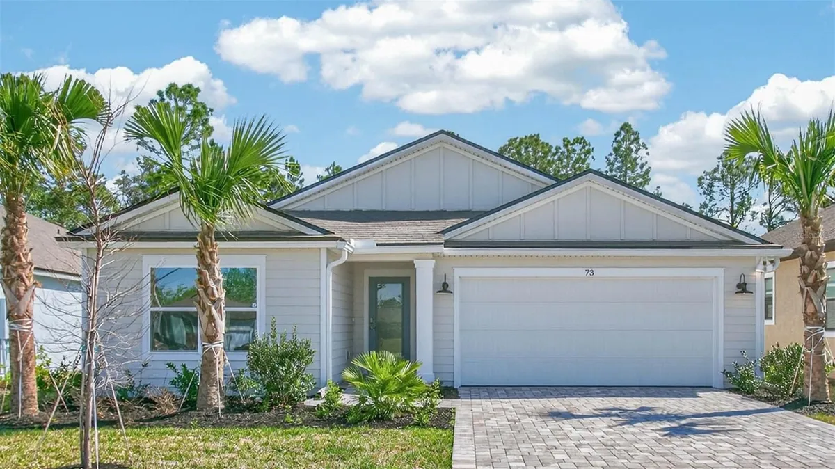 Property Slideshow image 1 of 42 | 73 green cir, Palm Coast, FL, 32164