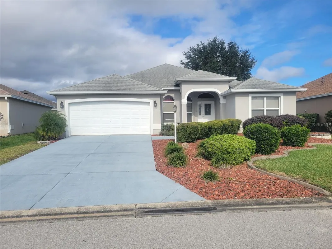 Property Slideshow image 1 of 20 | 7233 se 171st pond ln, The Villages, FL, 32162