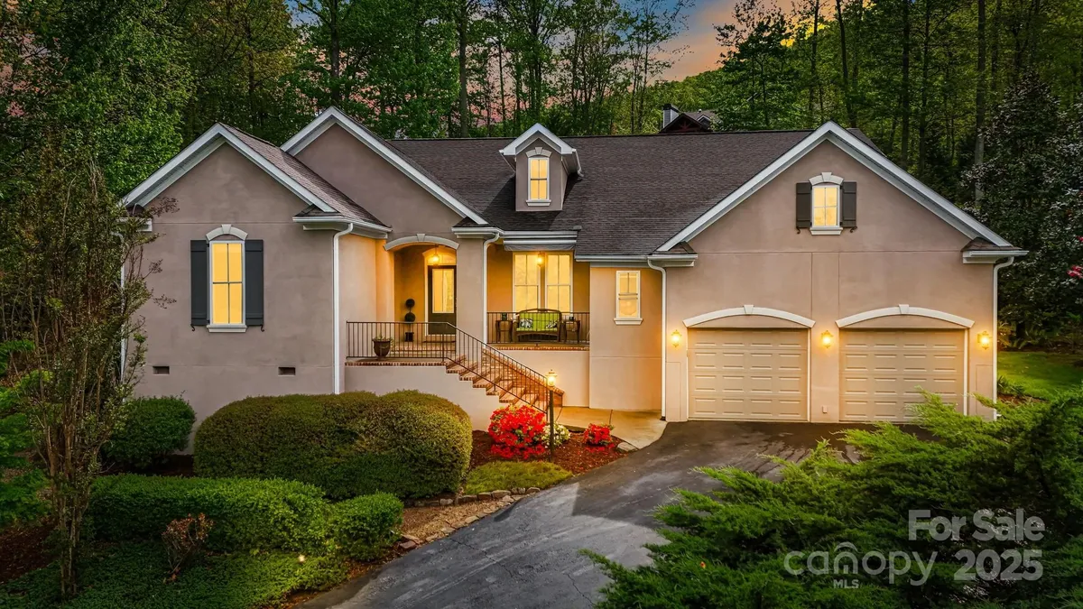 Property Slideshow image 1 of 48 | 14 larue ct, Biltmore Lake, NC, 28715