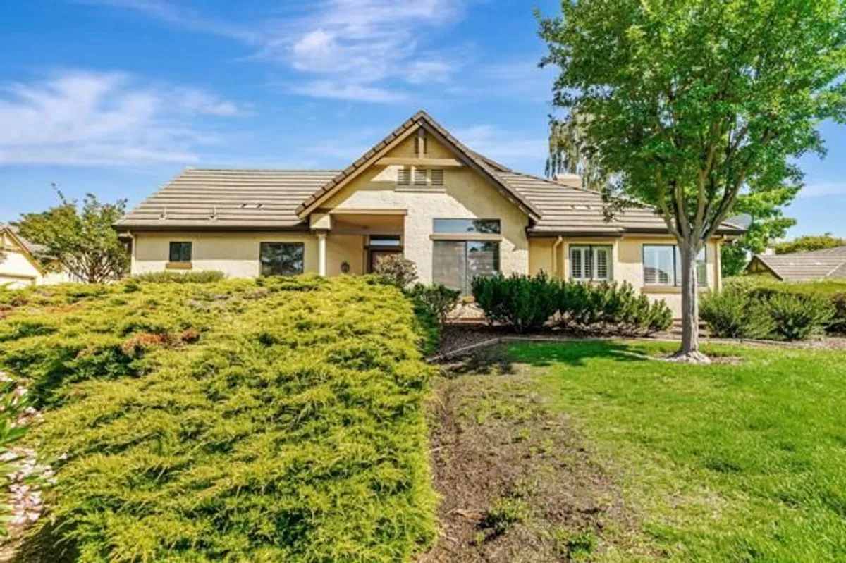 Property Slideshow image 1 of 41 | 7530 morevern cir, San Jose, CA, 95135