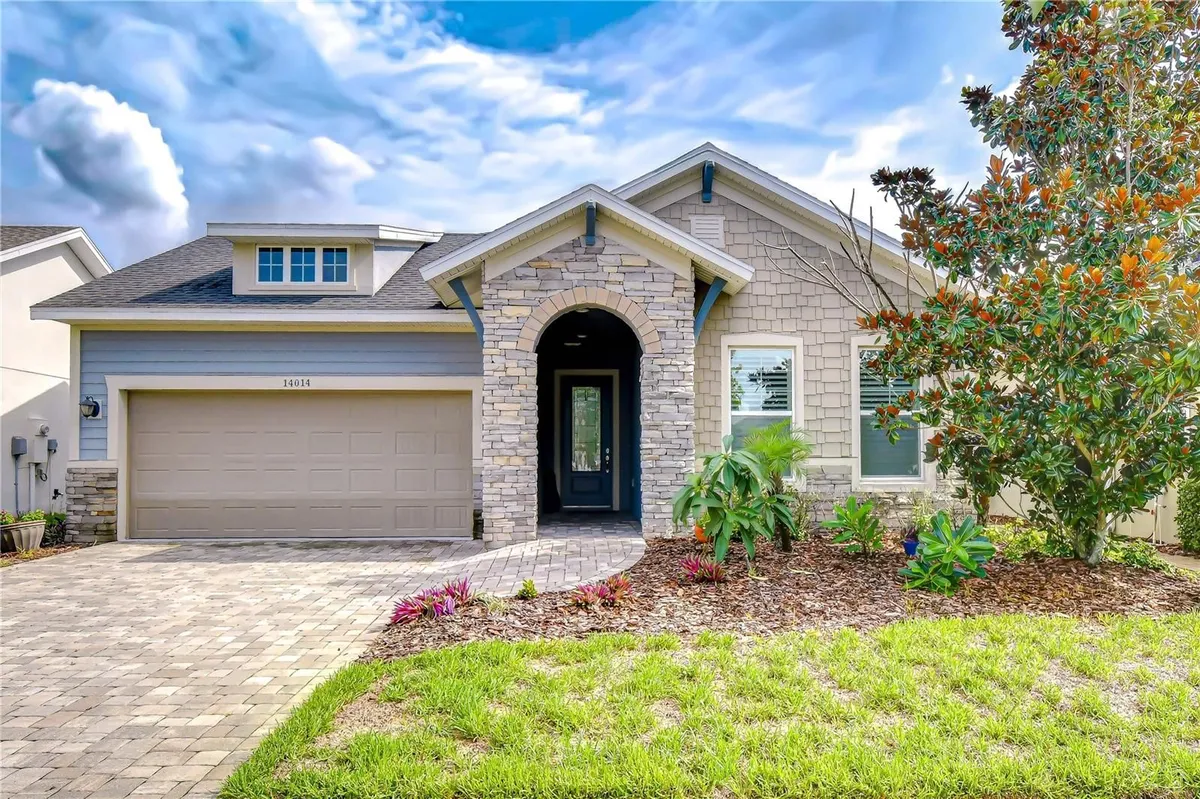 Property Slideshow image 1 of 33 | 14014 swallow hill dr, Lithia, FL, 33547