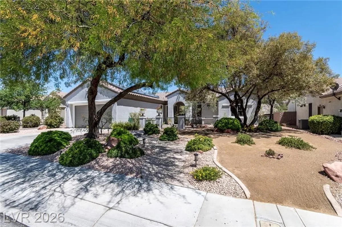 Property Slideshow image 1 of 51 | 1686 black fox canyon rd, Henderson, NV, 89052