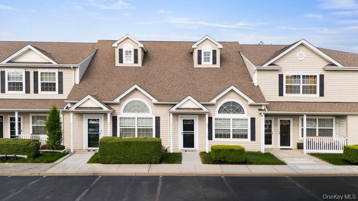 Property Slideshow image 1 of 26 | 205 willow ln, Hempstead, NY, 11580