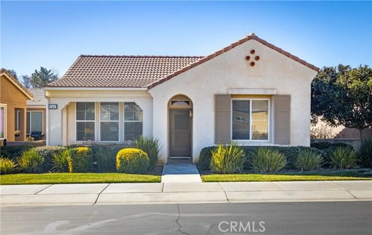 Property Slideshow image 1 of 47 | 1567 quiet crk, Beaumont, CA, 92223