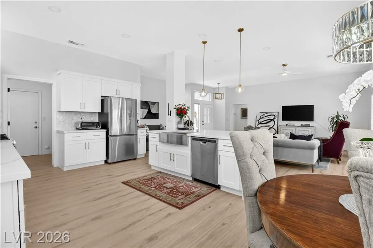 Property Slideshow image 1 of 31 | 2652 youngdale dr dr, Las Vegas, NV, 89134