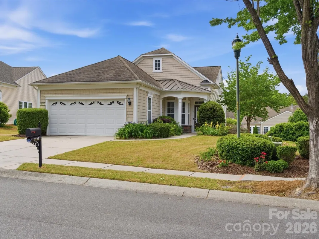 Property Slideshow image 1 of 36 | 4035 murray st, Fort Mill, SC, 29707