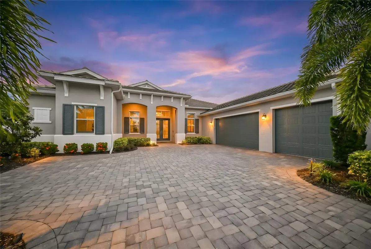 Property Slideshow image 1 of 82 | 8310 redonda loop, Lakewood Ranch, FL, 34202