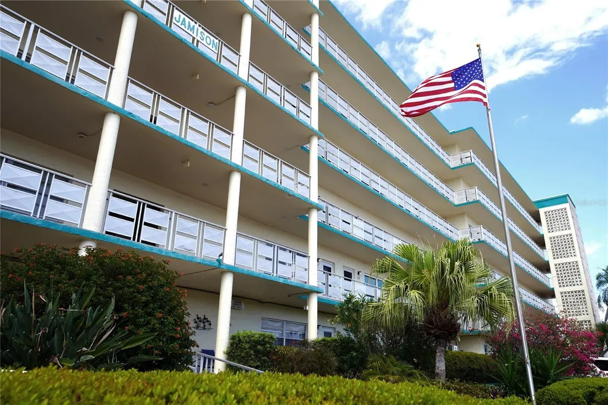 Property Slideshow image 1 of 28 | 2960 59th st 210, Gulfport, FL, 33707