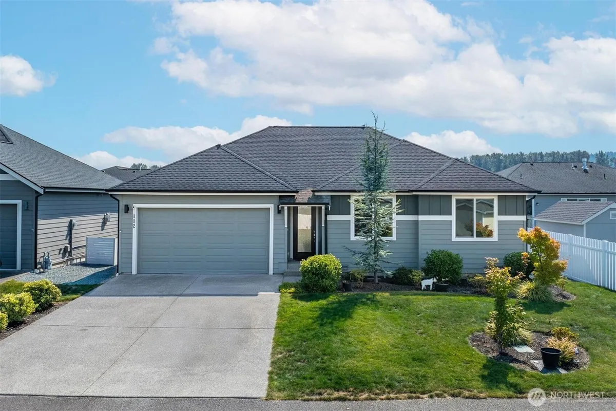 Property Slideshow image 1 of 34 | 112 madrona ln, Orting, WA, 98360
