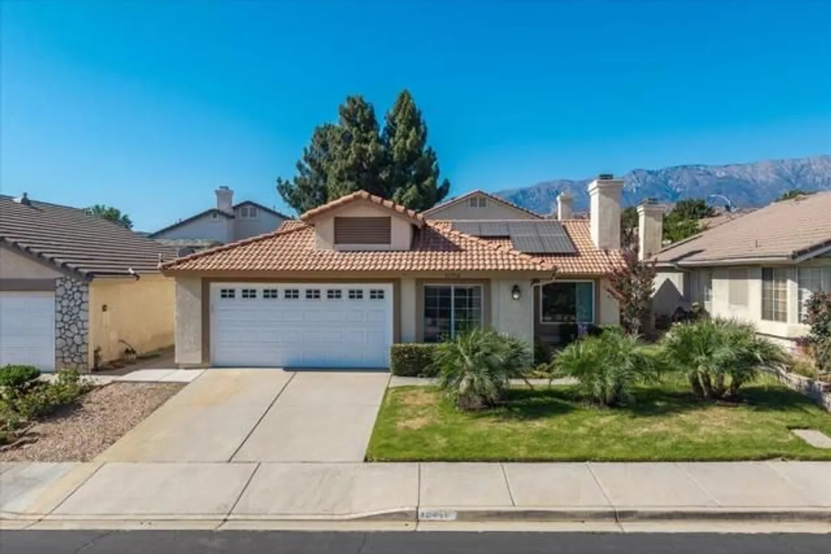 Property Slideshow image 1 of 52 | 40918 cypress point dr, Cherry Valley, CA, 92223