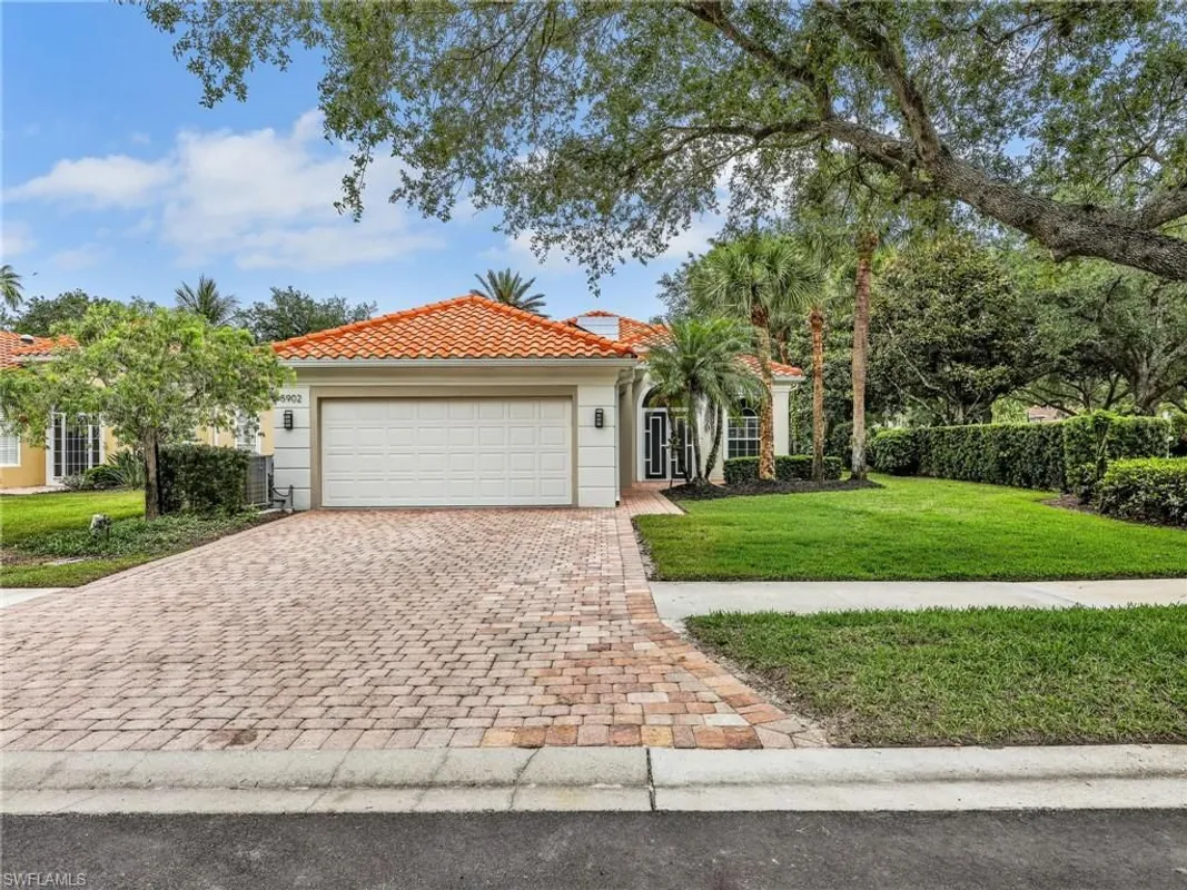 Property Slideshow image 1 of 47 | 5902 bermuda ln, Naples, FL, 34119