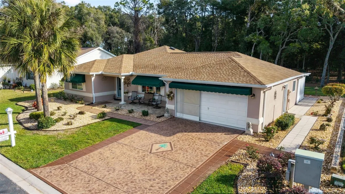 Property Slideshow image 1 of 86 | 14422 sw 115th cir, Dunnellon, FL, 34432