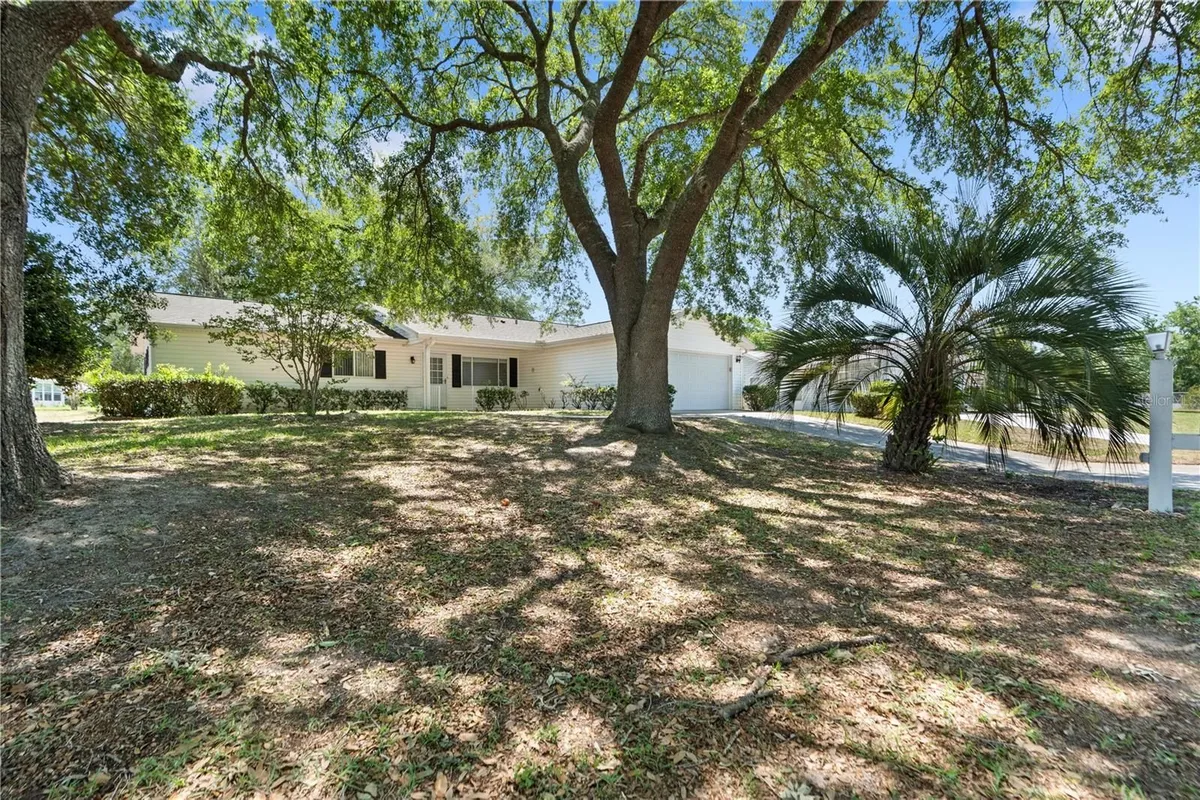Property Slideshow image 1 of 40 | 11223 sw 64th ct, Ocala, FL, 34476