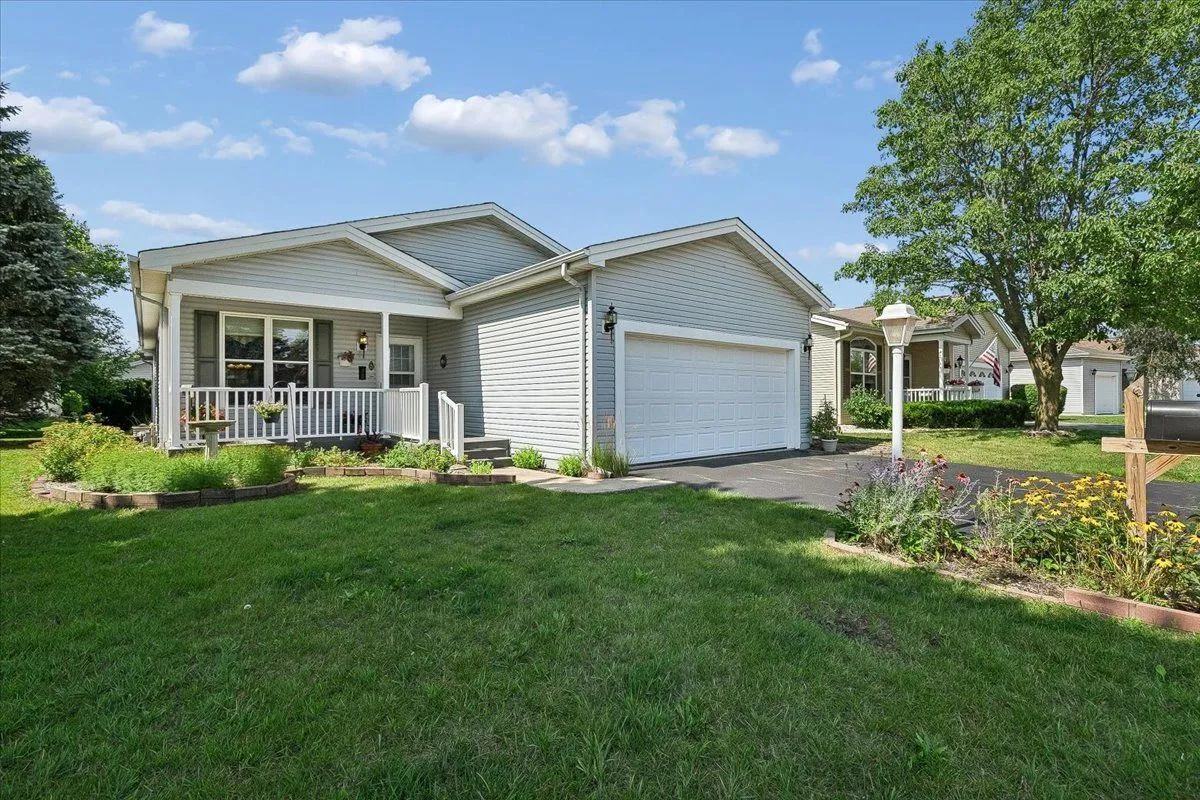 Property Slideshow image 1 of 23 | 3209 harness ln, Grayslake, IL, 60030