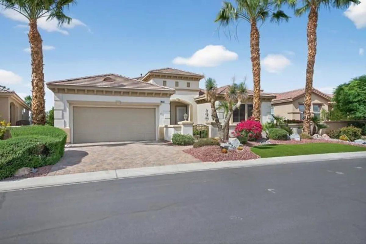 Property Slideshow image 1 of 46 | 80610 prestwick pl, Indio, CA, 92201