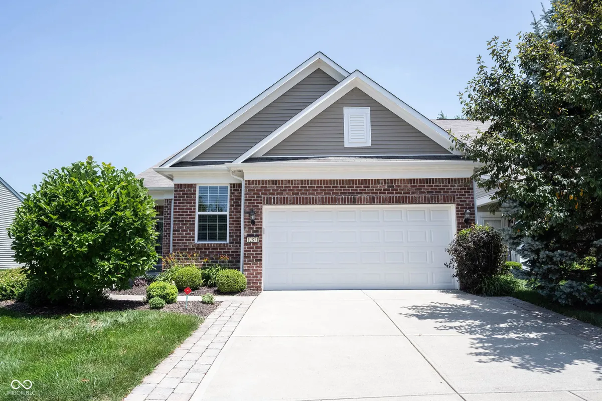 Property Slideshow image 1 of 58 | 12871 claret ct, Fishers, IN, 46037