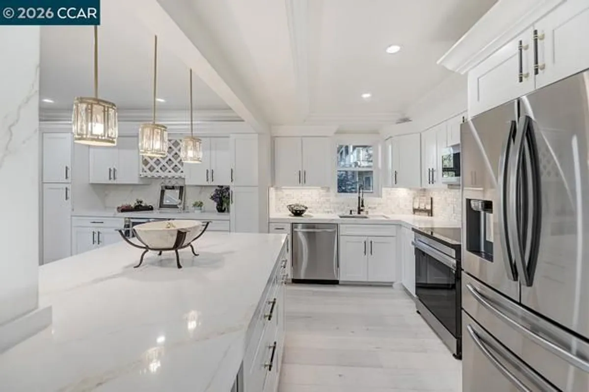 Property Slideshow image 1 of 59 | 2601 pine knoll dr 16, Walnut Creek, CA, 94595