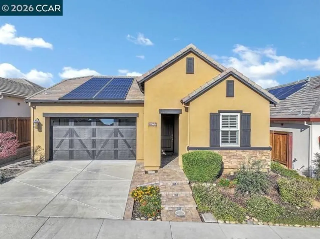 Property Slideshow image 1 of 52 | 1765 merlot cir, Brentwood (Cc), CA, 94513