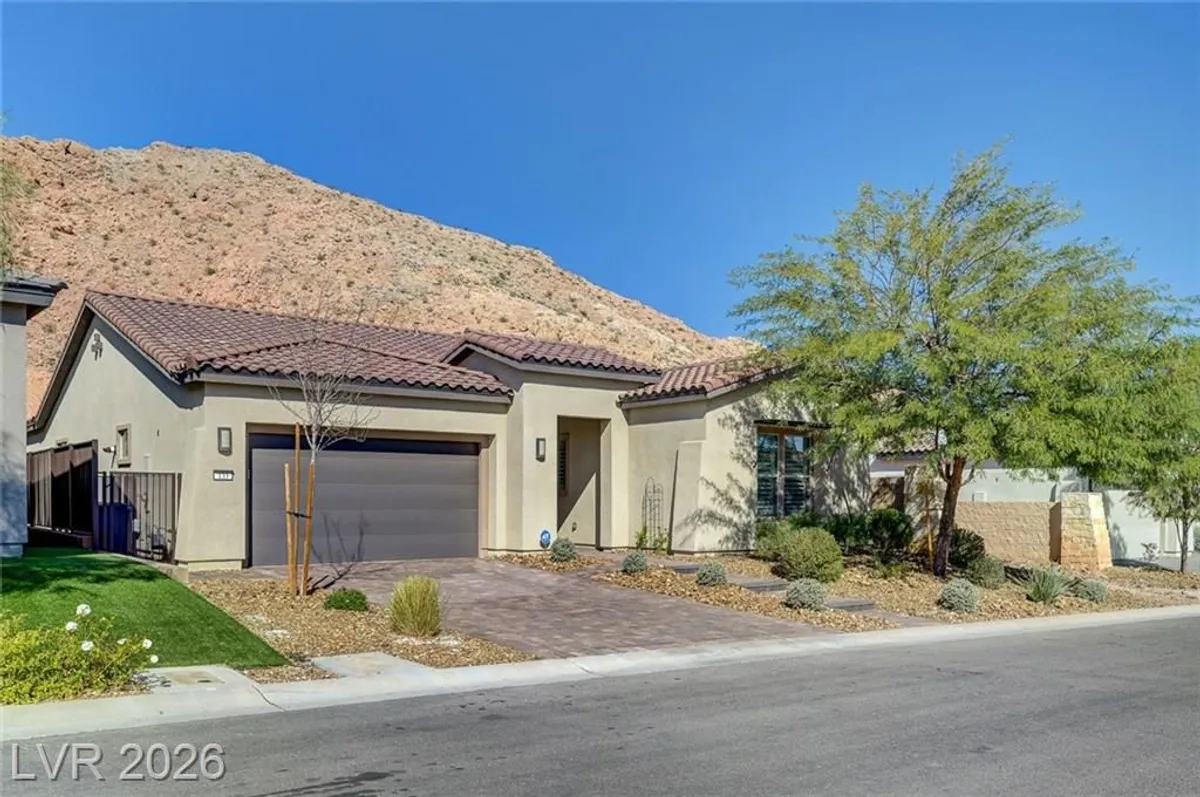 Property Slideshow image 1 of 69 | 133 mirage view dr, Henderson, NV, 89011