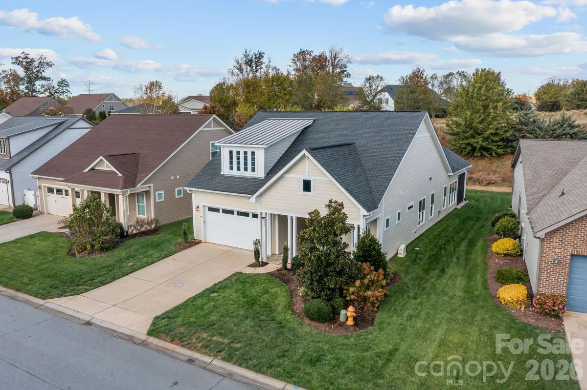 Property Slideshow image 1 of 48 | 495 granite lake ct, Denver, NC, 28037