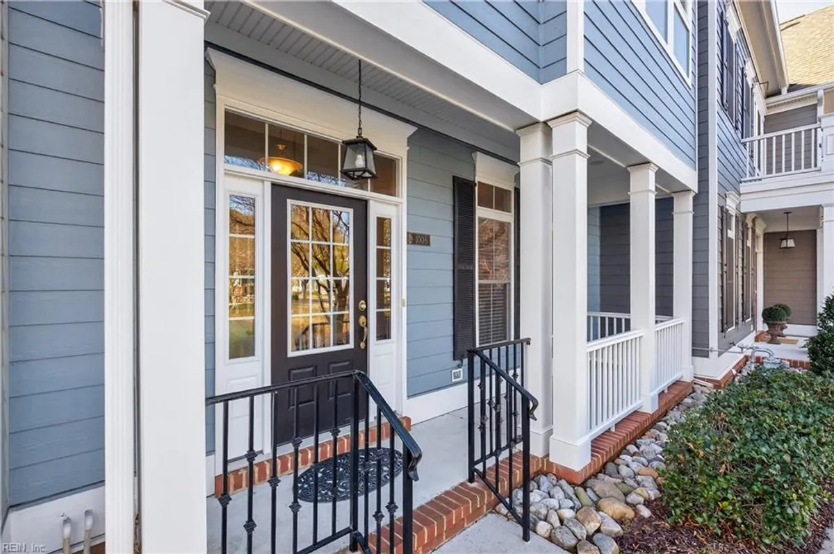 Property Slideshow image 1 of 35 | 1008 cranberry dr # 88, Chesapeake, VA, 23320