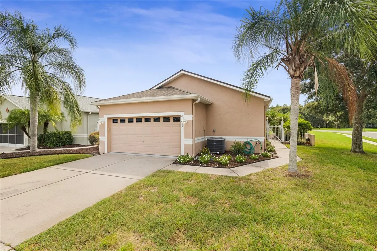 Property Slideshow image 1 of 26 | 21433 diamonte dr, Land O Lakes, FL, 34637