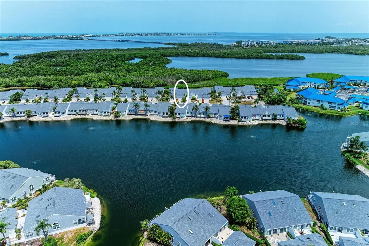 Property Slideshow image 1 of 68 | 1218 spoonbill landings cir, Bradenton, FL, 34209
