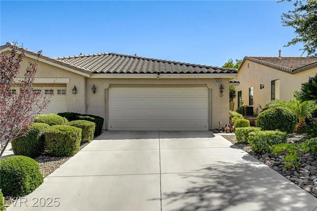 Property Slideshow image 1 of 37 | 10393 abisso dr, Las Vegas, NV, 89135