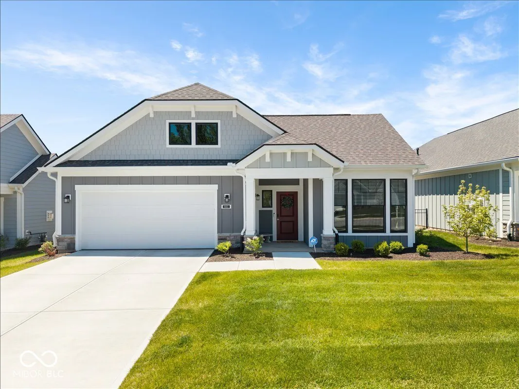 Property Slideshow image 1 of 31 | 9163 bryce cir, Zionsville, IN, 46077