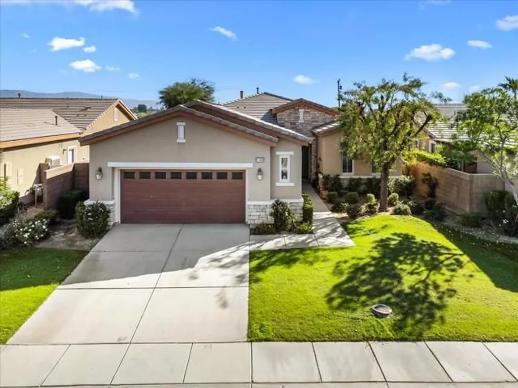 Property Slideshow image 1 of 41 | 61466 fire barrel dr, La Quinta, CA, 92253