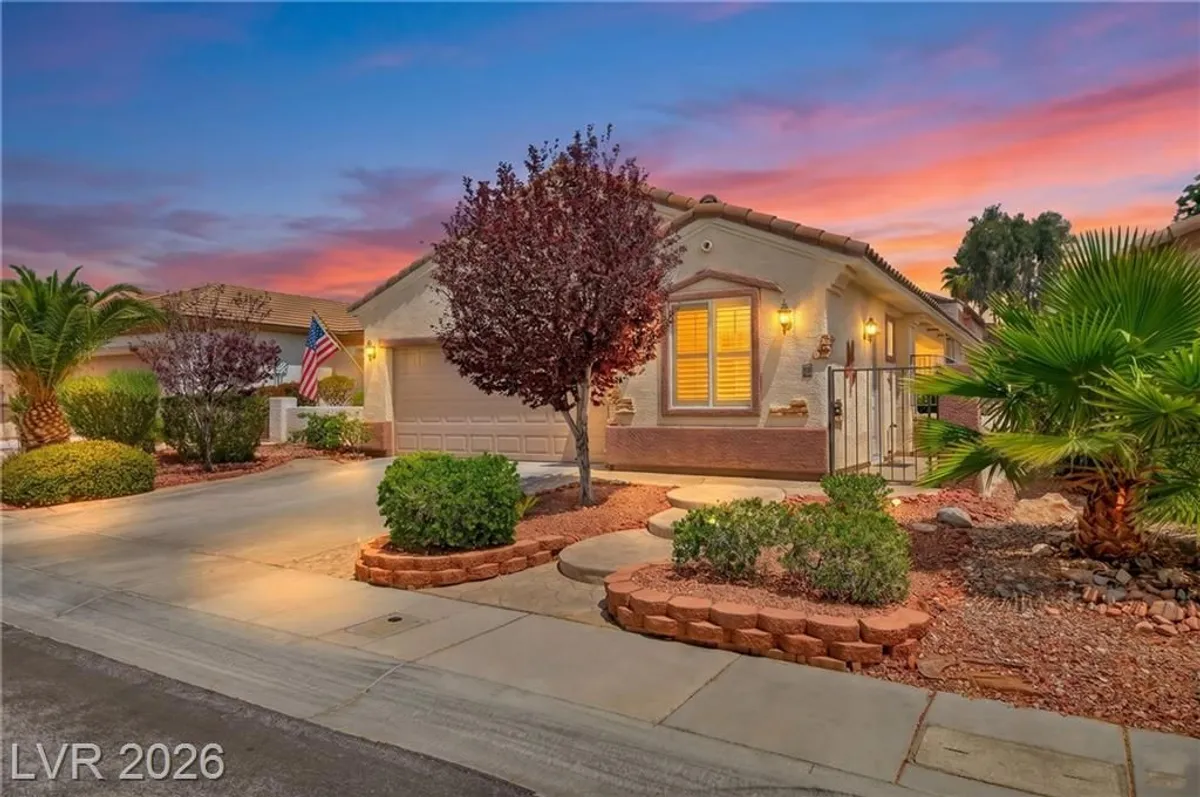 Property Slideshow image 1 of 78 | 2328 fossil canyon dr, Henderson, NV, 89052