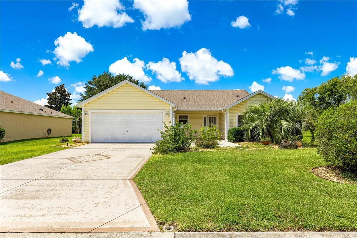 Property Slideshow image 1 of 58 | 2450 merida cir, The Villages, FL, 32162