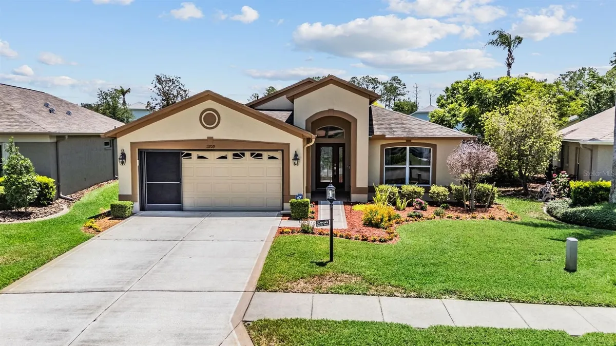 Property Slideshow image 1 of 36 | 11709 spindrift loop, Hudson, FL, 34667
