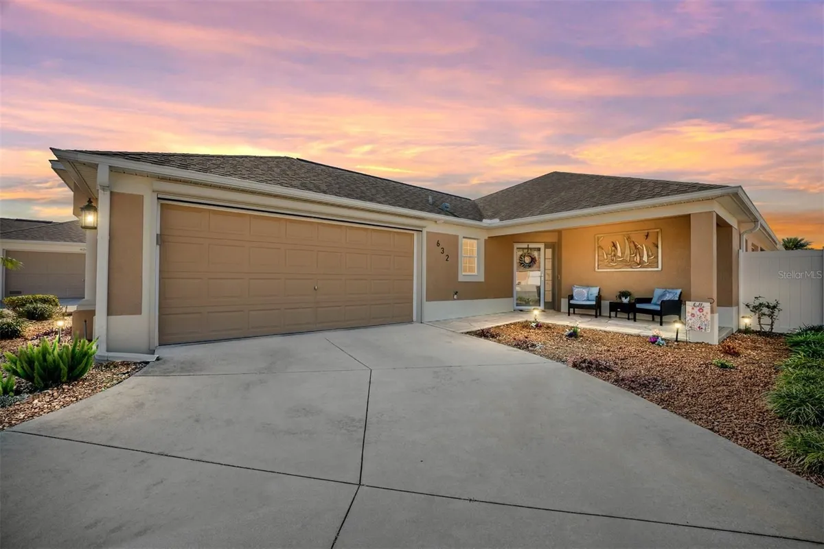 Property Slideshow image 1 of 57 | 632 arteaga way, The Villages, FL, 32162