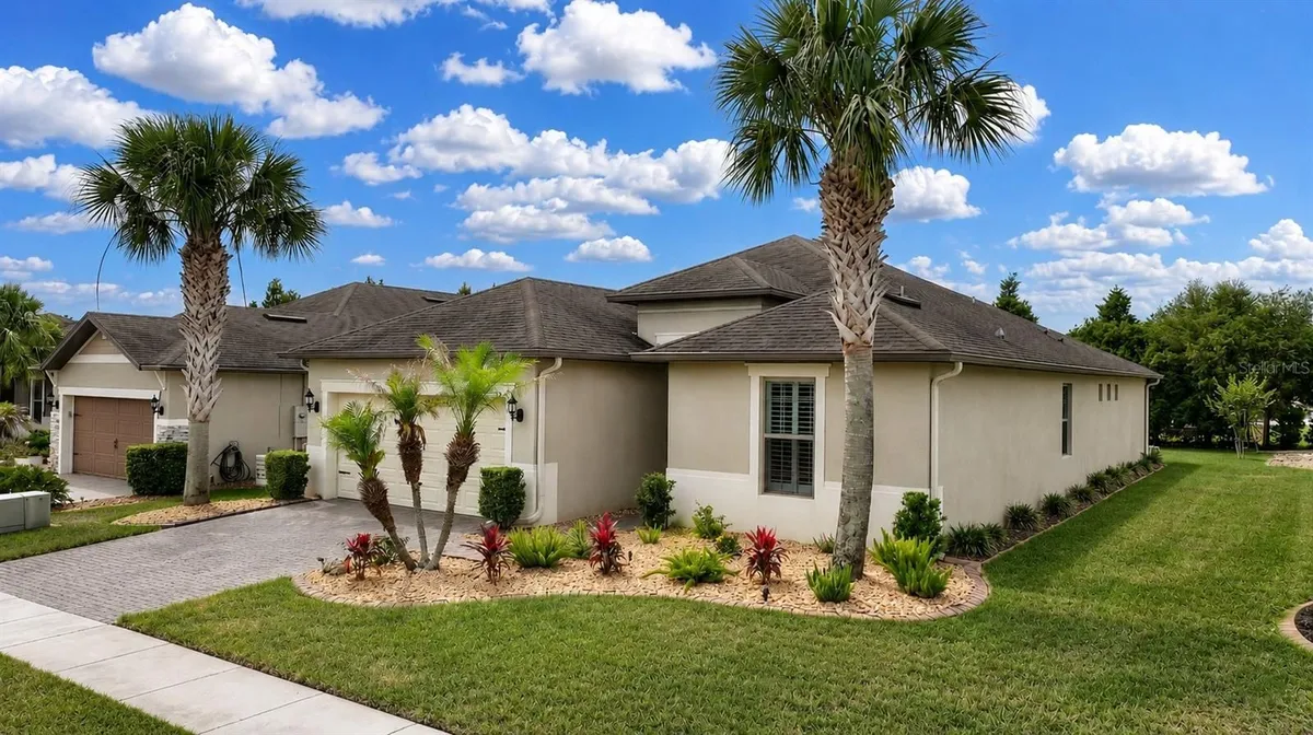 Property Slideshow image 1 of 65 | 125 valencia ln, Davenport, FL, 33837