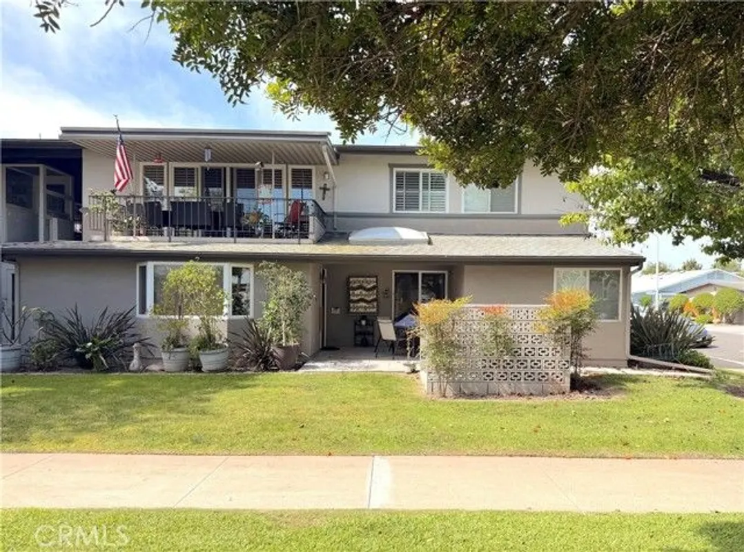 Property Slideshow image 1 of 29 | 1860 saint john rd 32a, Seal Beach, CA, 90740